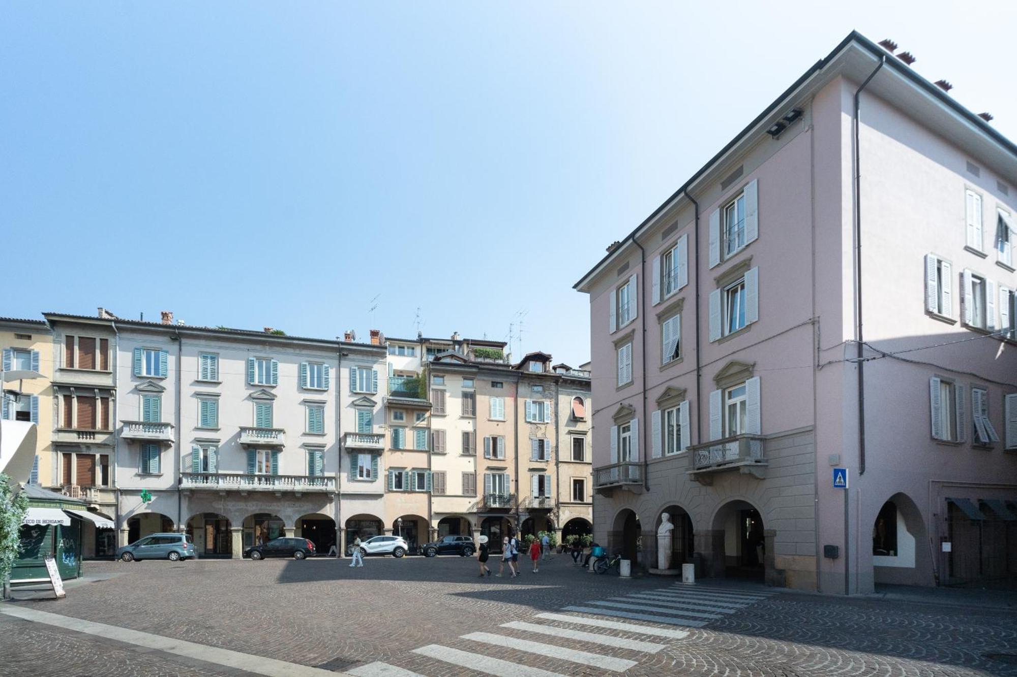 Al Donni Aircon City Center Bergamo Ngoại thất bức ảnh